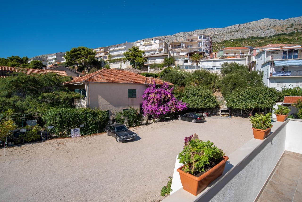 Apartments By The Sea Sumpetar, Omis - 2808 Dış mekan fotoğraf