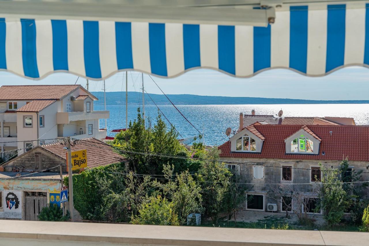 Apartments By The Sea Sumpetar, Omis - 2808 Dış mekan fotoğraf
